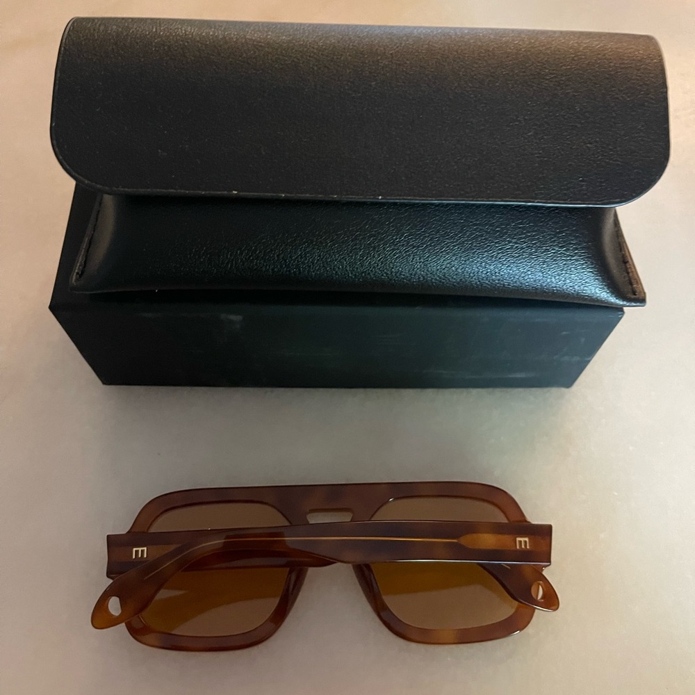 Elisa Johnson Jane Sunglasses Light Brown Tortoise NIB - Picture 6 of 6